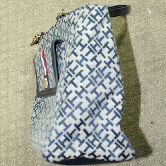 Tommy Hilfiger Woman's Tote Bag Navy Blue All Over Logo Leather & Chain Handle - Picture 5 of 11